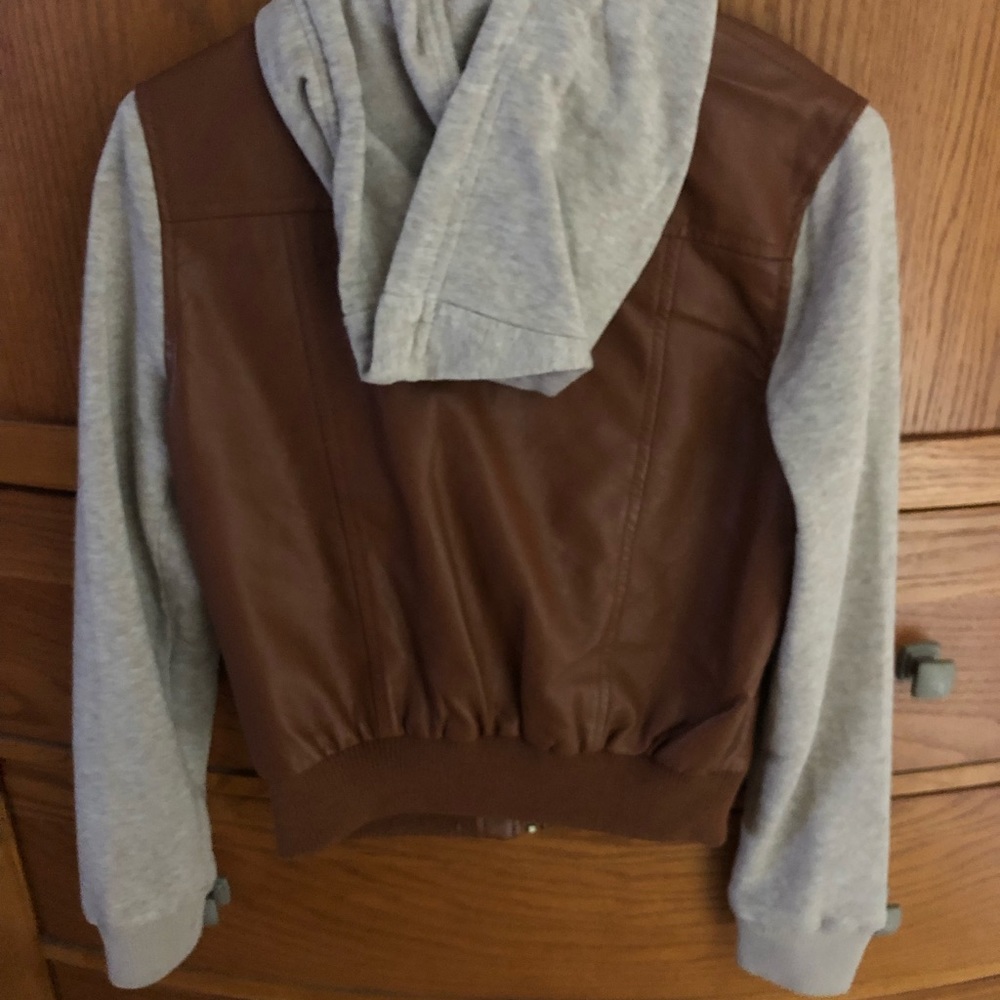 Jacket - Picture 5 of 5